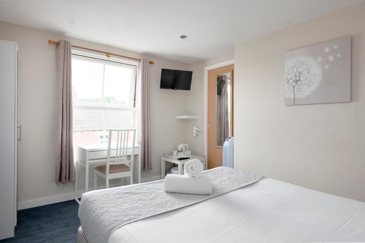 The R Inn Hotel Desborough Kültér fotó