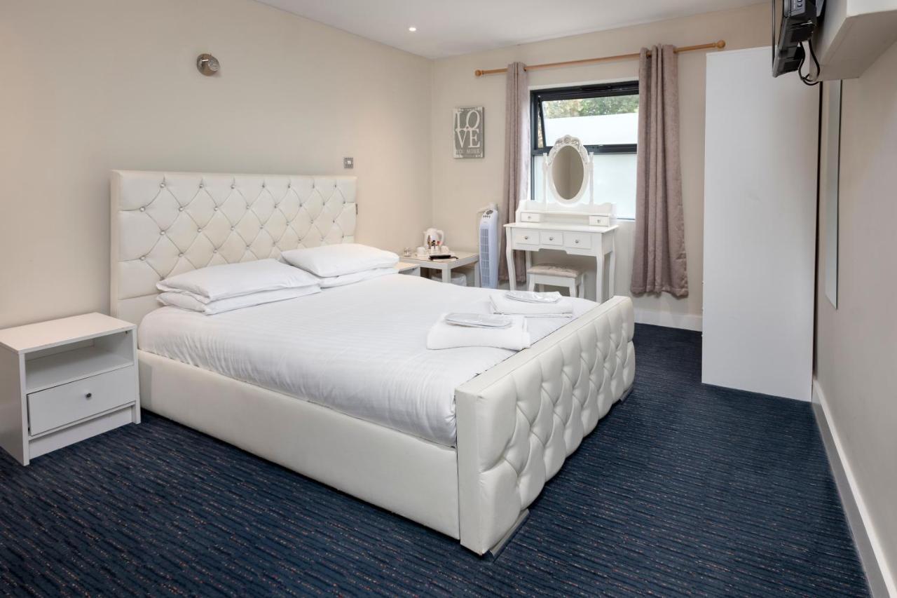 The R Inn Hotel Desborough Kültér fotó